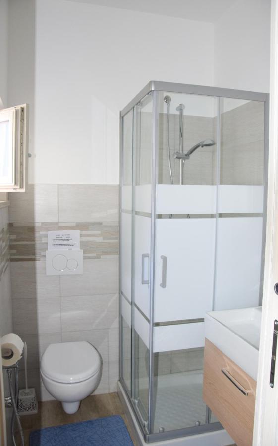 Casa Rodolovich Locazione Breve Apartment Полиняно а Маре Екстериор снимка