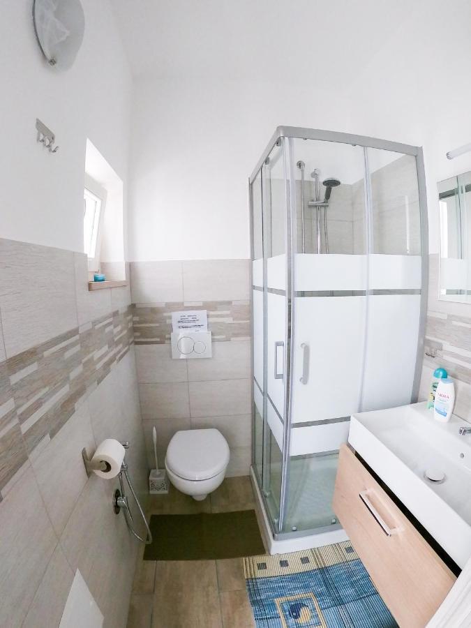Casa Rodolovich Locazione Breve Apartment Полиняно а Маре Екстериор снимка